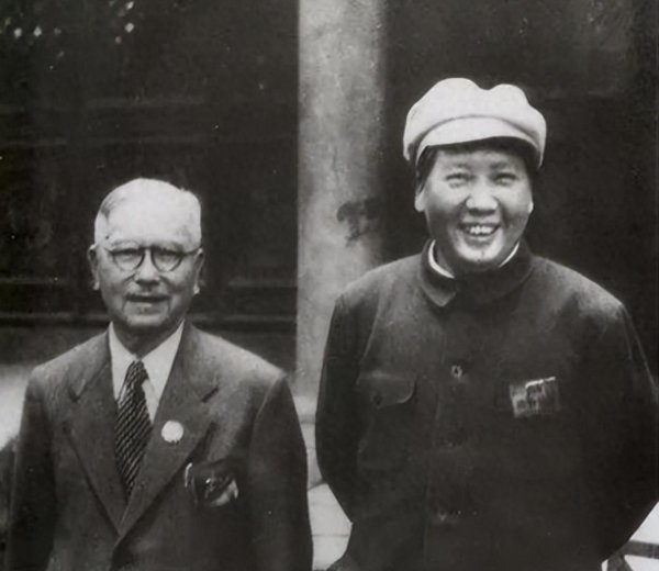 天通盈 毛主席宴请陈嘉庚，菜刚上就满脸歉意：我津贴有限，实在买不起肉