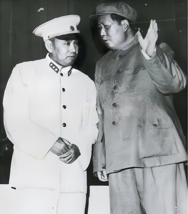 信汇网 陈赓说欢迎许军长，许世友站起来就往外走